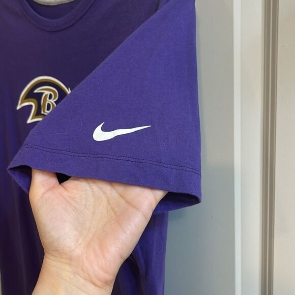 NFL apparel / Nike — Baltimore Ravens Purple Unisex T-shirt - Picture 3 of 5